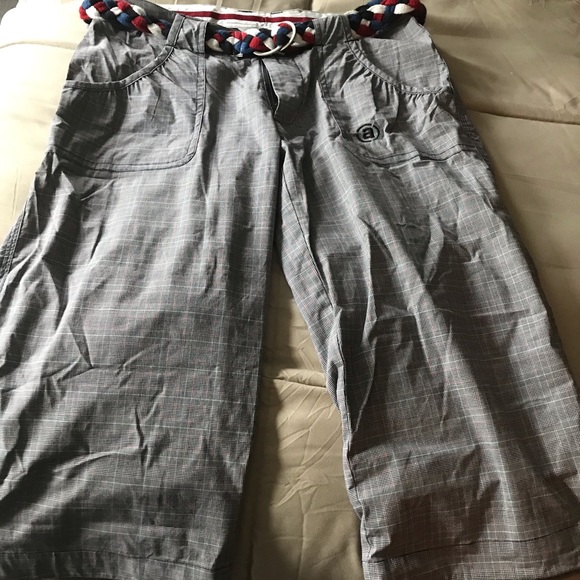 Capris - Picture 1 of 5